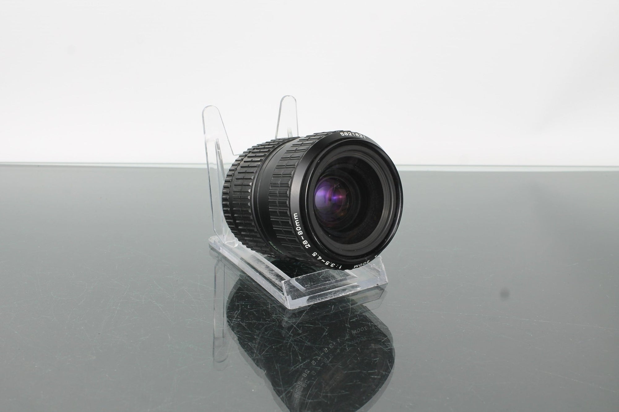 Takumar - A Zoom 1:3.5 - 4.5 28 - 80mm - Dutch|Thrift