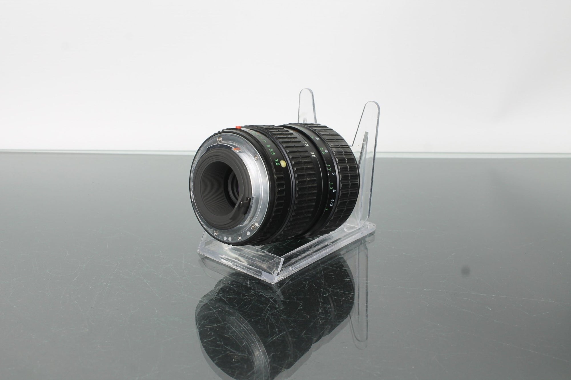Takumar - A Zoom 1:3.5 - 4.5 28 - 80mm - Dutch|Thrift