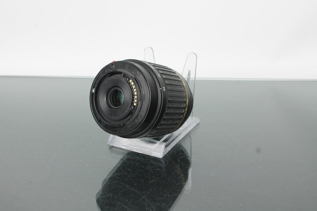 Tamron AF 55 - 200mm f/4 - 5.6 - Dutch|Thrift