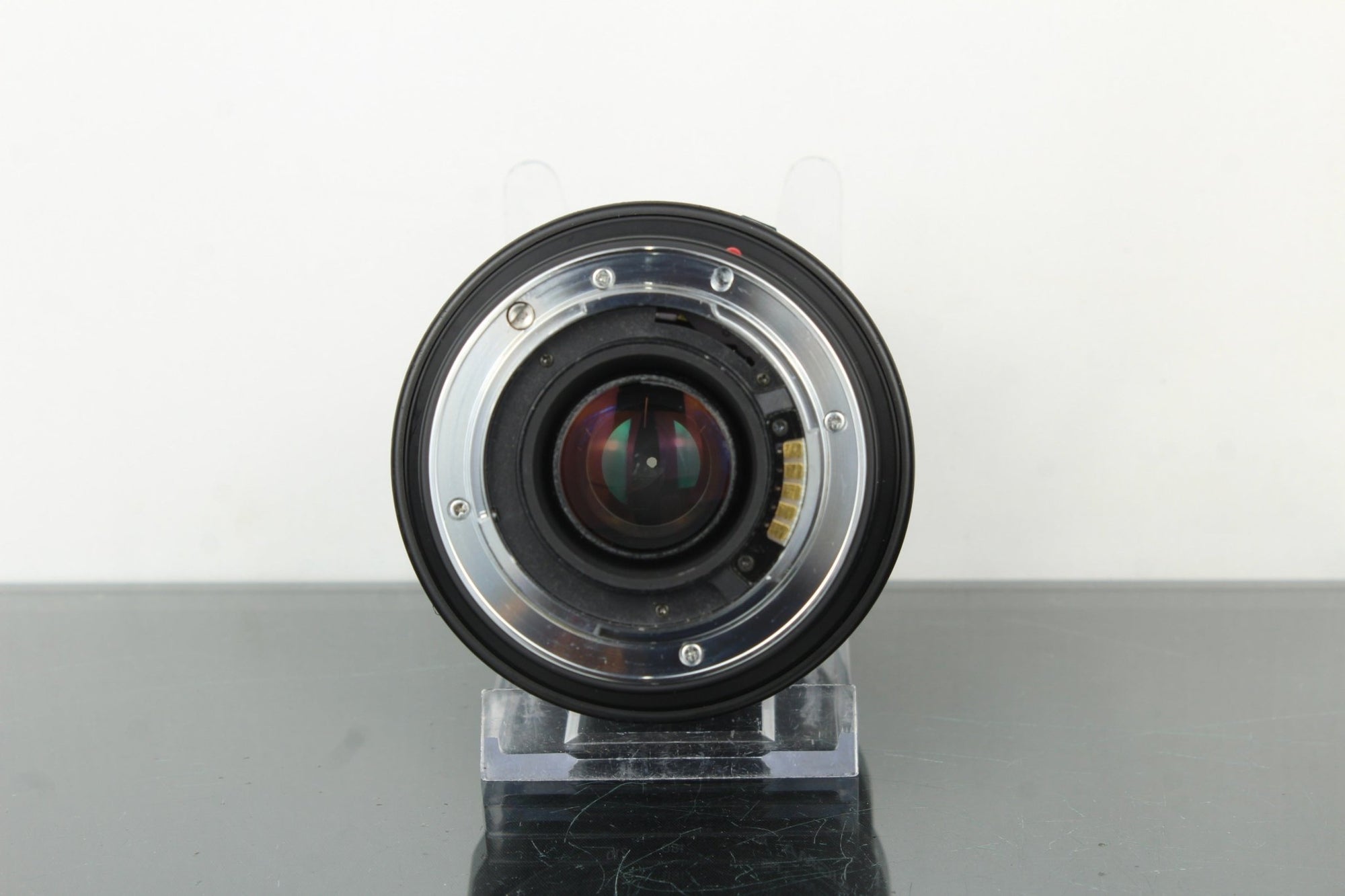 Tokina AF 80 - 200mm f/2.8 - Dutch|Thrift