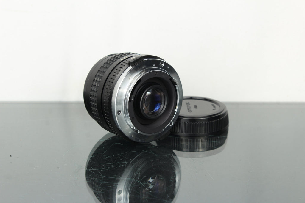 Tokina RMC 24mm 1:2.8 Olympus OM Mount - Dutch|Thrift