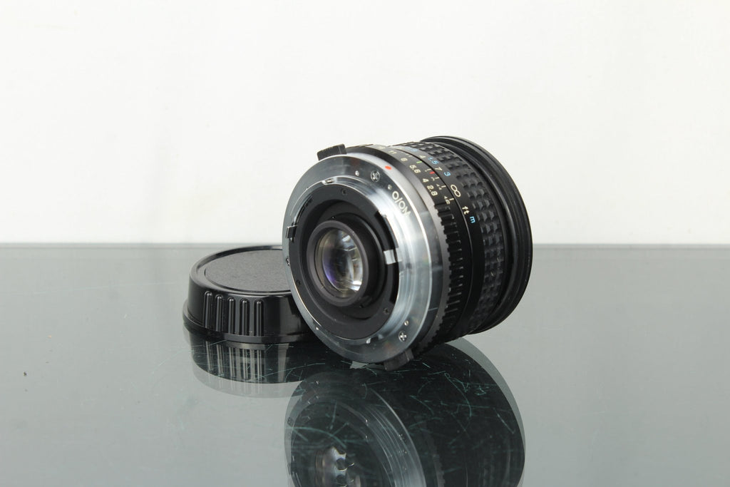 Tokina RMC 24mm 1:2.8 Olympus OM Mount - Dutch|Thrift