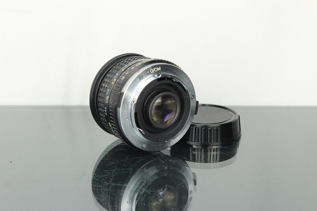 Tokina RMC 24mm 1:2.8 Olympus OM Mount - Dutch|Thrift