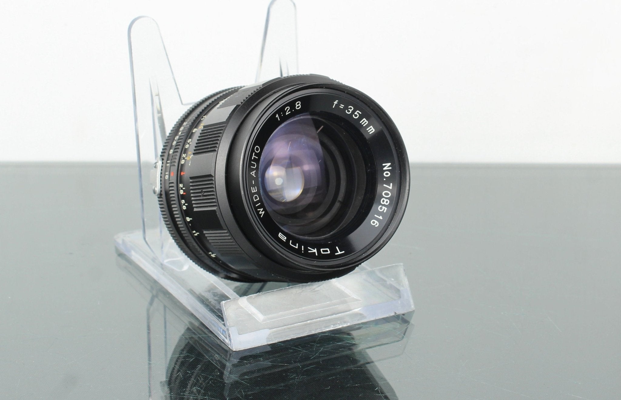 Tokina Wide-Auto 1:2.8 F=35mm Minolta MD Mount – Dutch|Thrift