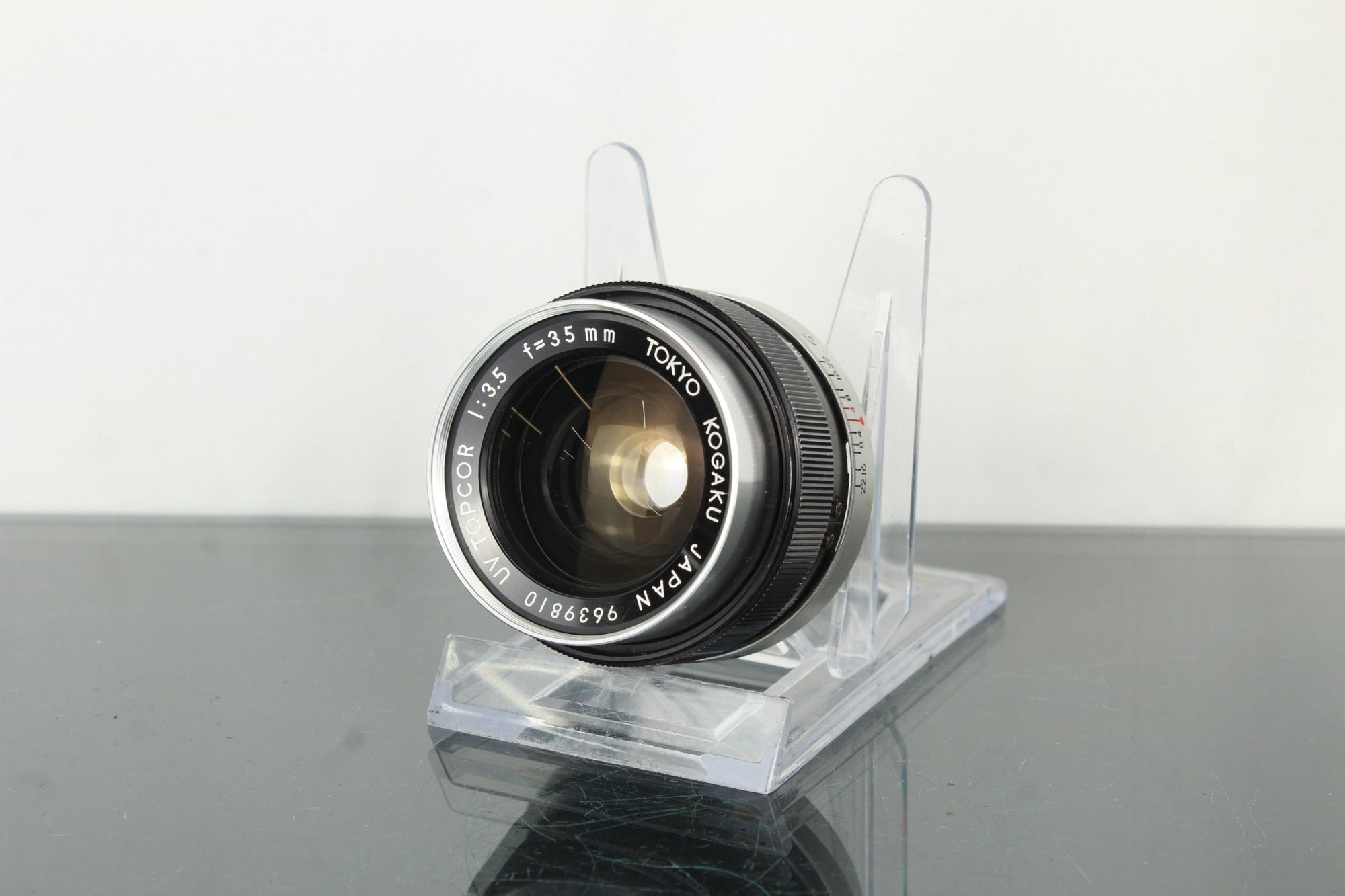 Tokyo Kogaku UV Topcor 35mm f/3.5 - Dutch|Thrift