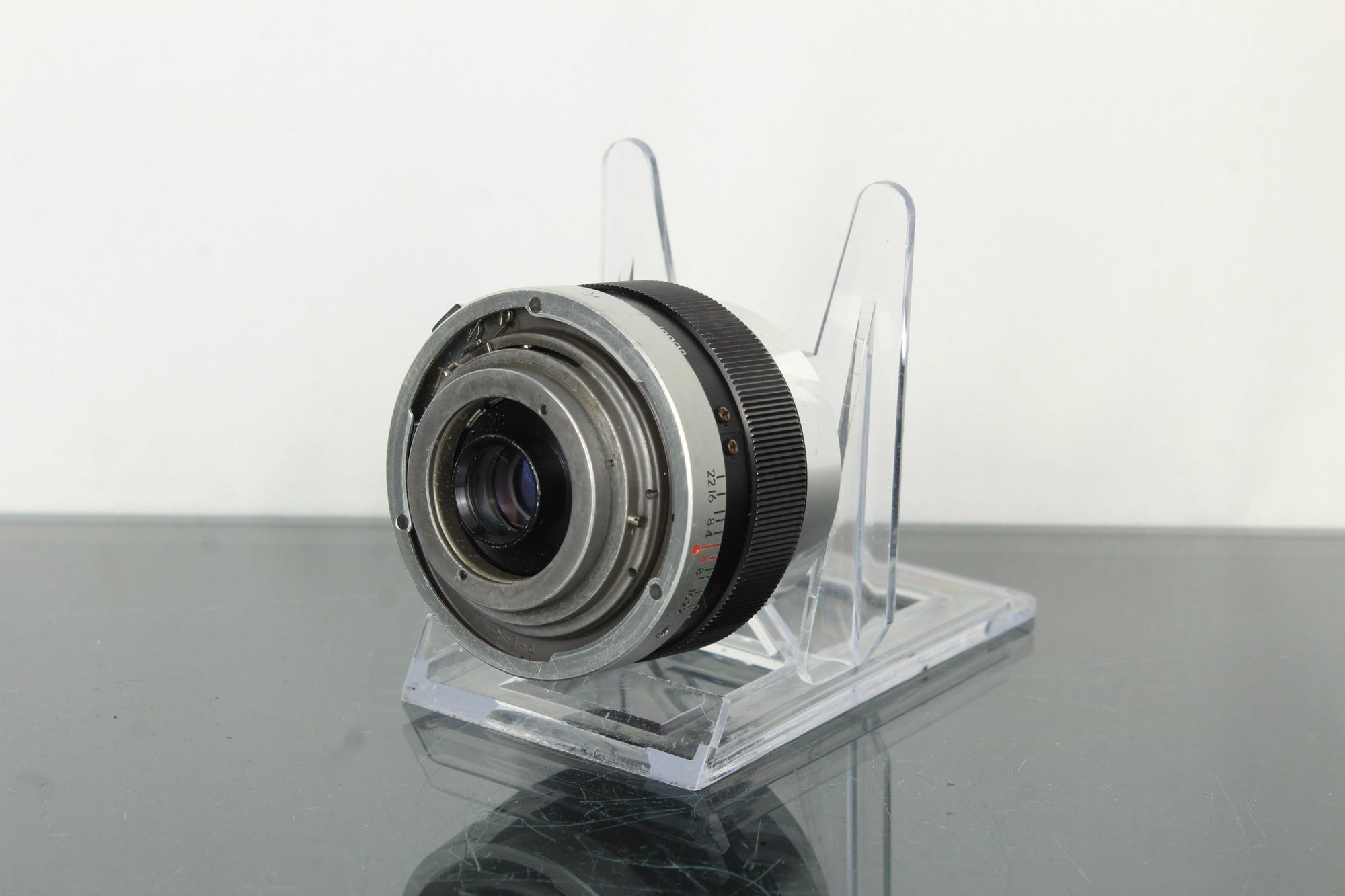 Tokyo Kogaku UV Topcor 35mm f/3.5 - Dutch|Thrift