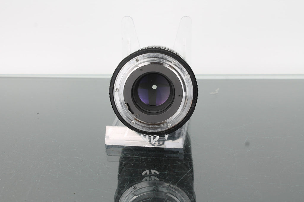 Vivitar 135mm 1:2.8 - Dutch|Thrift