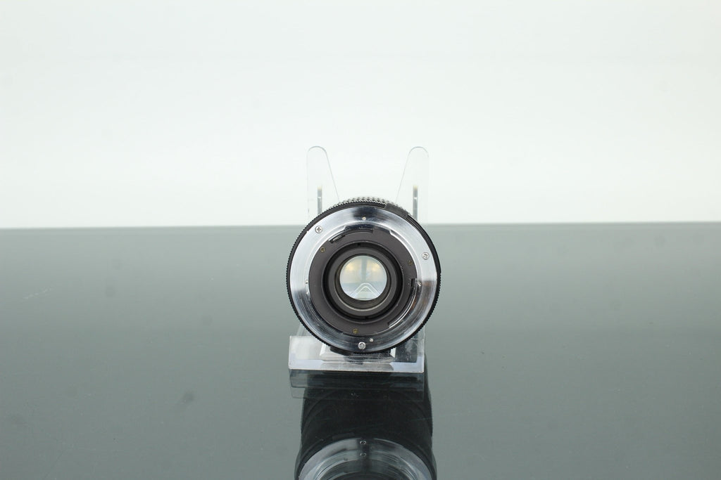 Vivitar 135mm f/2.8 Auto Telephoto Olympus OM - Dutch|Thrift