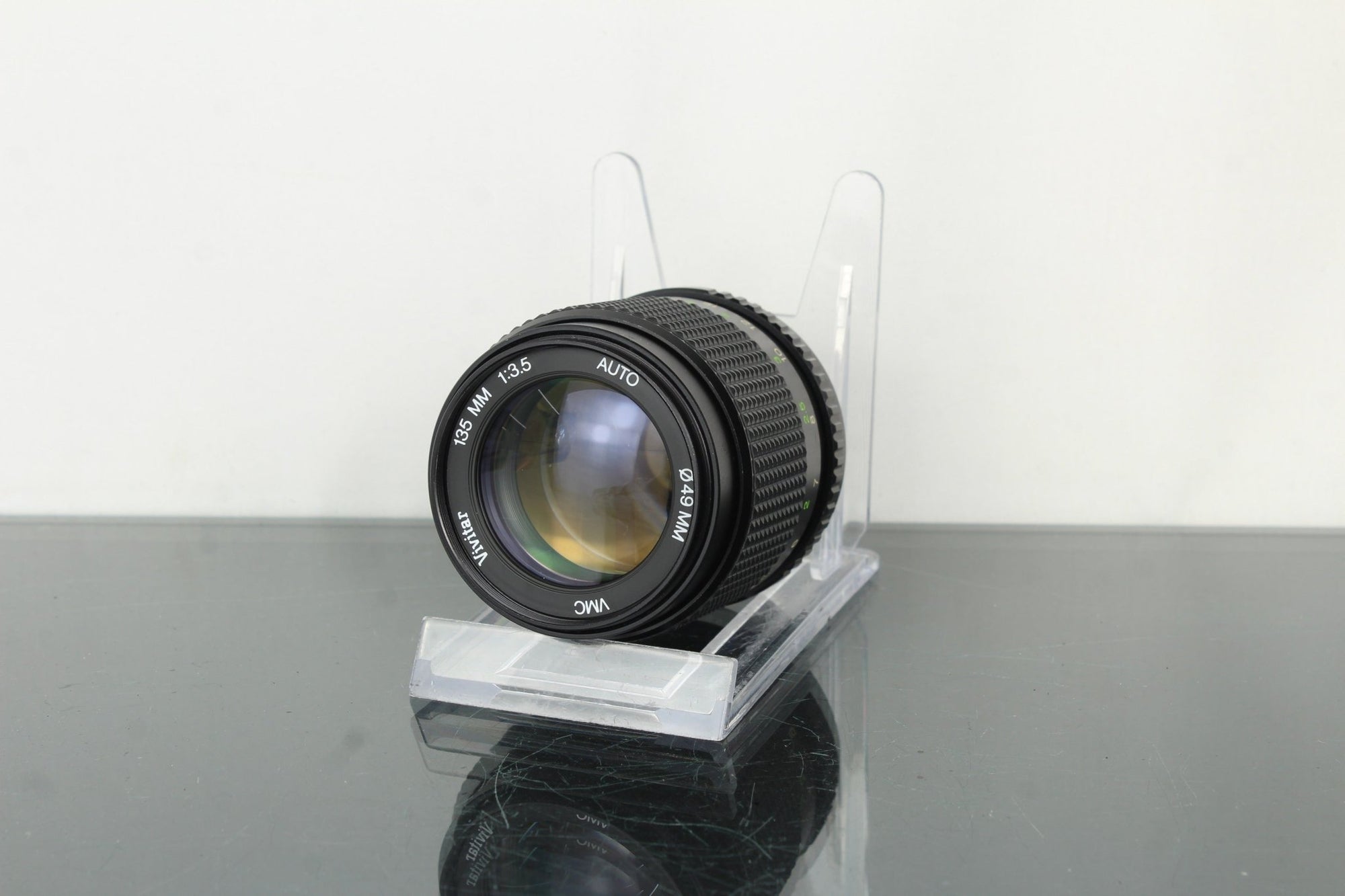 Vivitar 135mm f/3.5 AUTO VMC - Dutch|Thrift