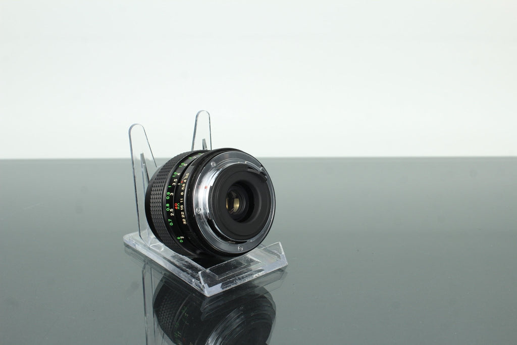 Vivitar 28 - 50mm f/3.5 - 4.5 MC Zoom - Dutch|Thrift