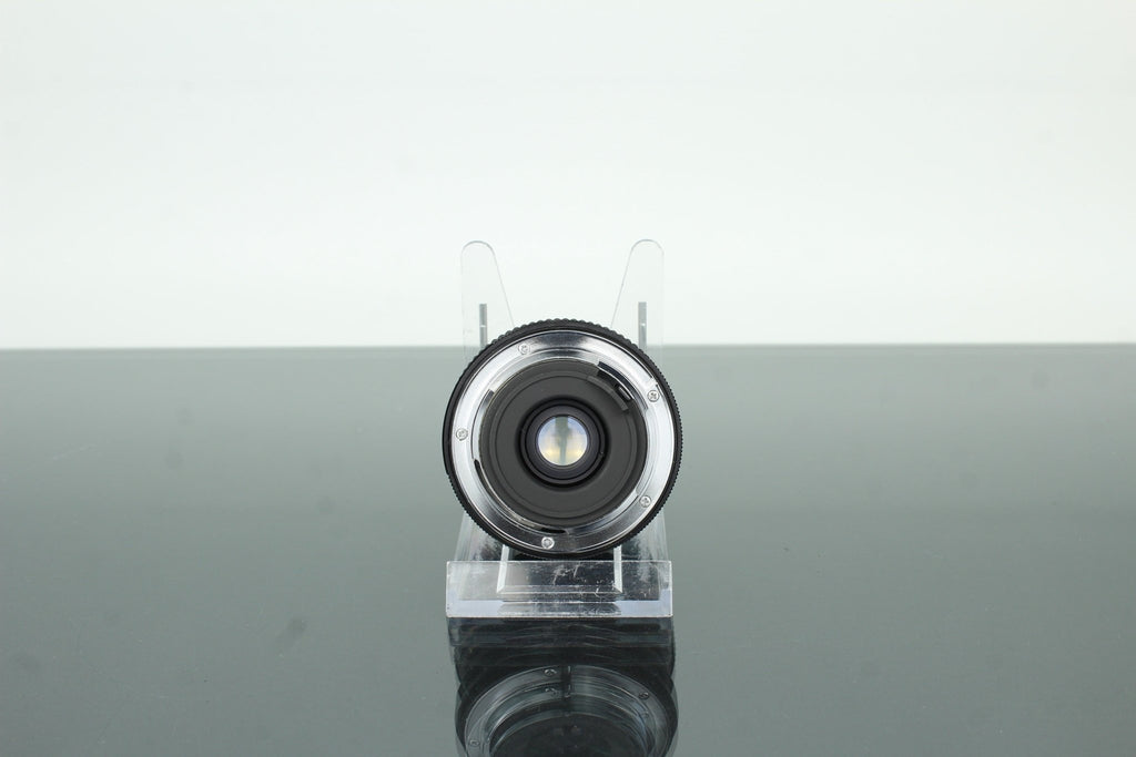 Vivitar 28 - 50mm f/3.5 - 4.5 MC Zoom - Dutch|Thrift