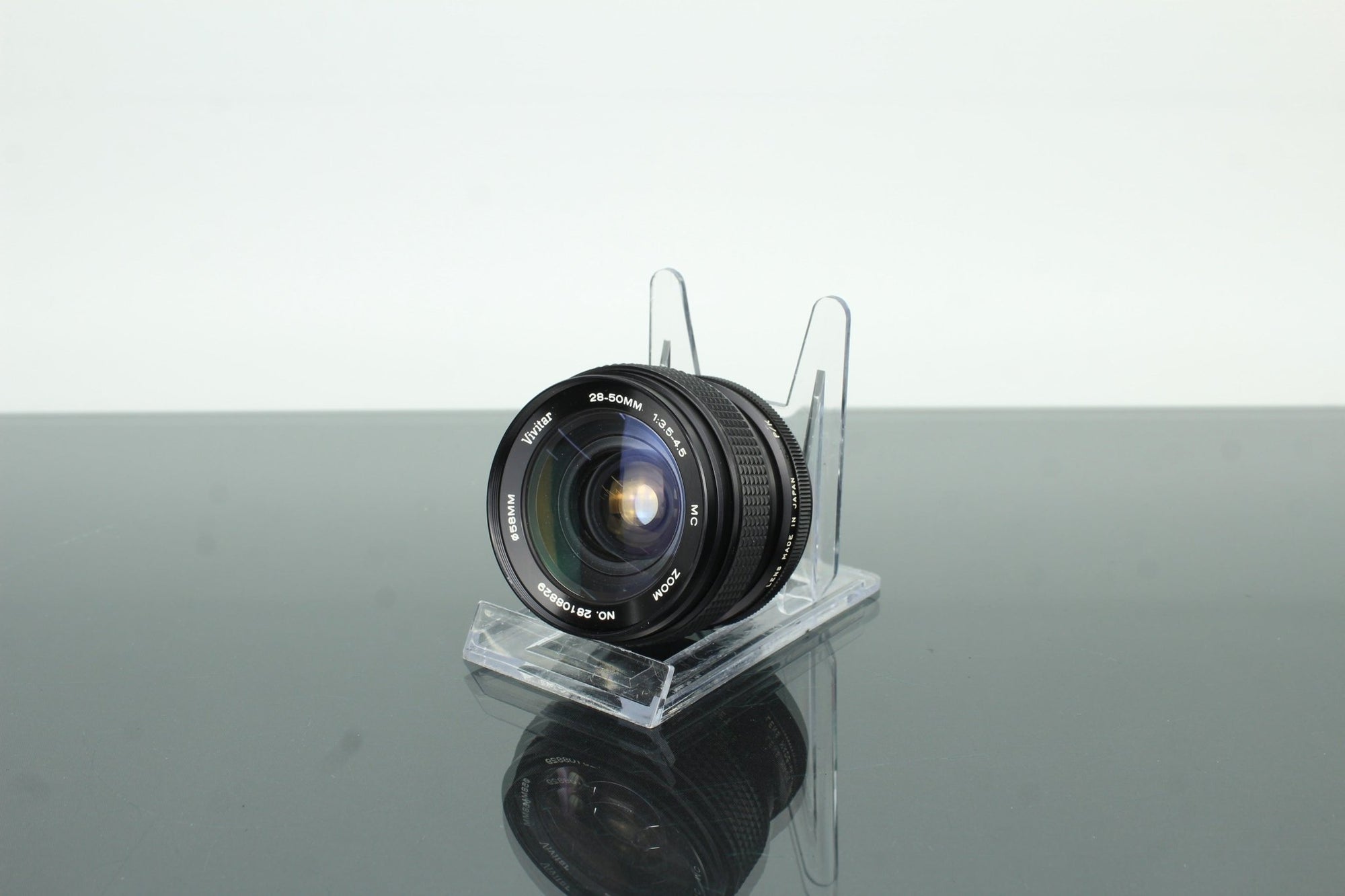 Vivitar 28 - 50mm f/3.5 - 4.5 MC Zoom - Dutch|Thrift