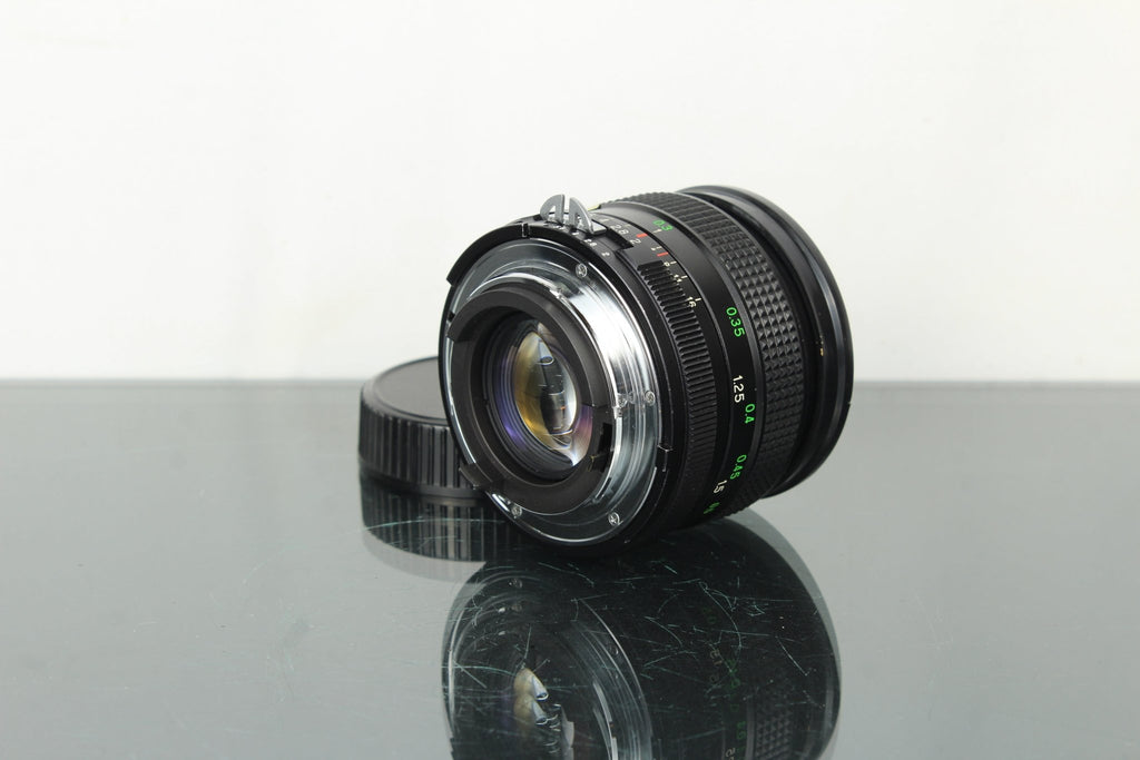 Vivitar 28mm 1:2 Nikon AI Mount - Dutch|Thrift
