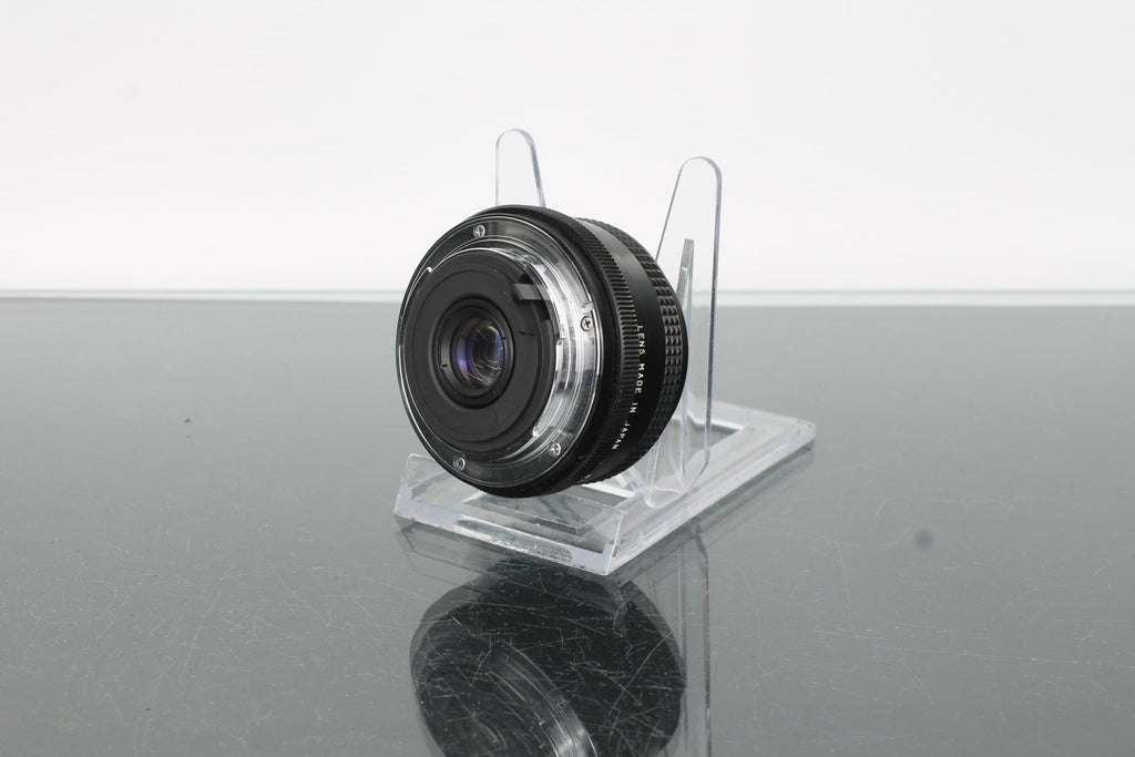 Vivitar 28mm 1:2.8 - Dutch|Thrift