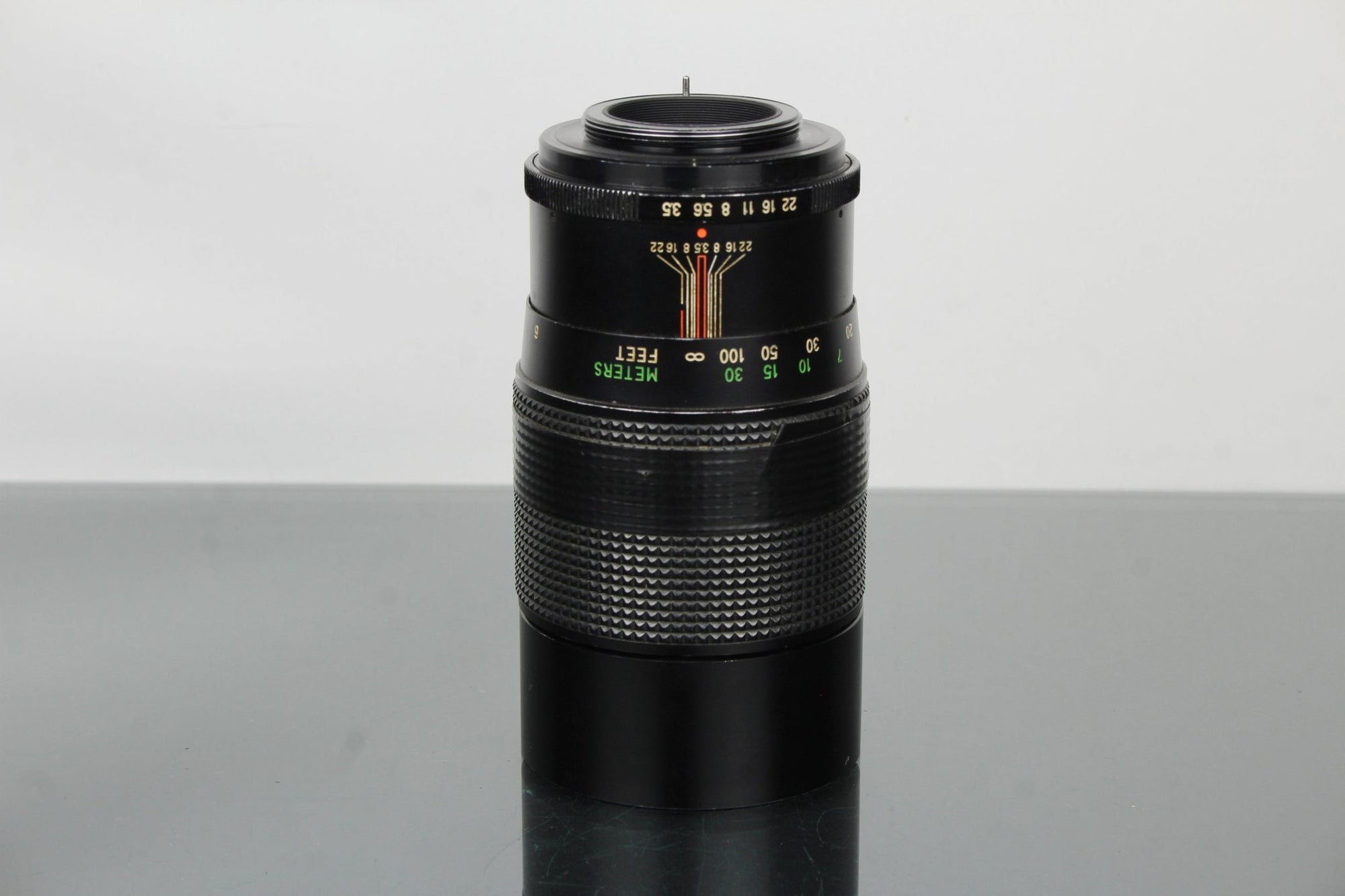 Vivitar Lens - 200mm 1:3.5 Auto telephoto M42 Mount - Dutch|Thrift
