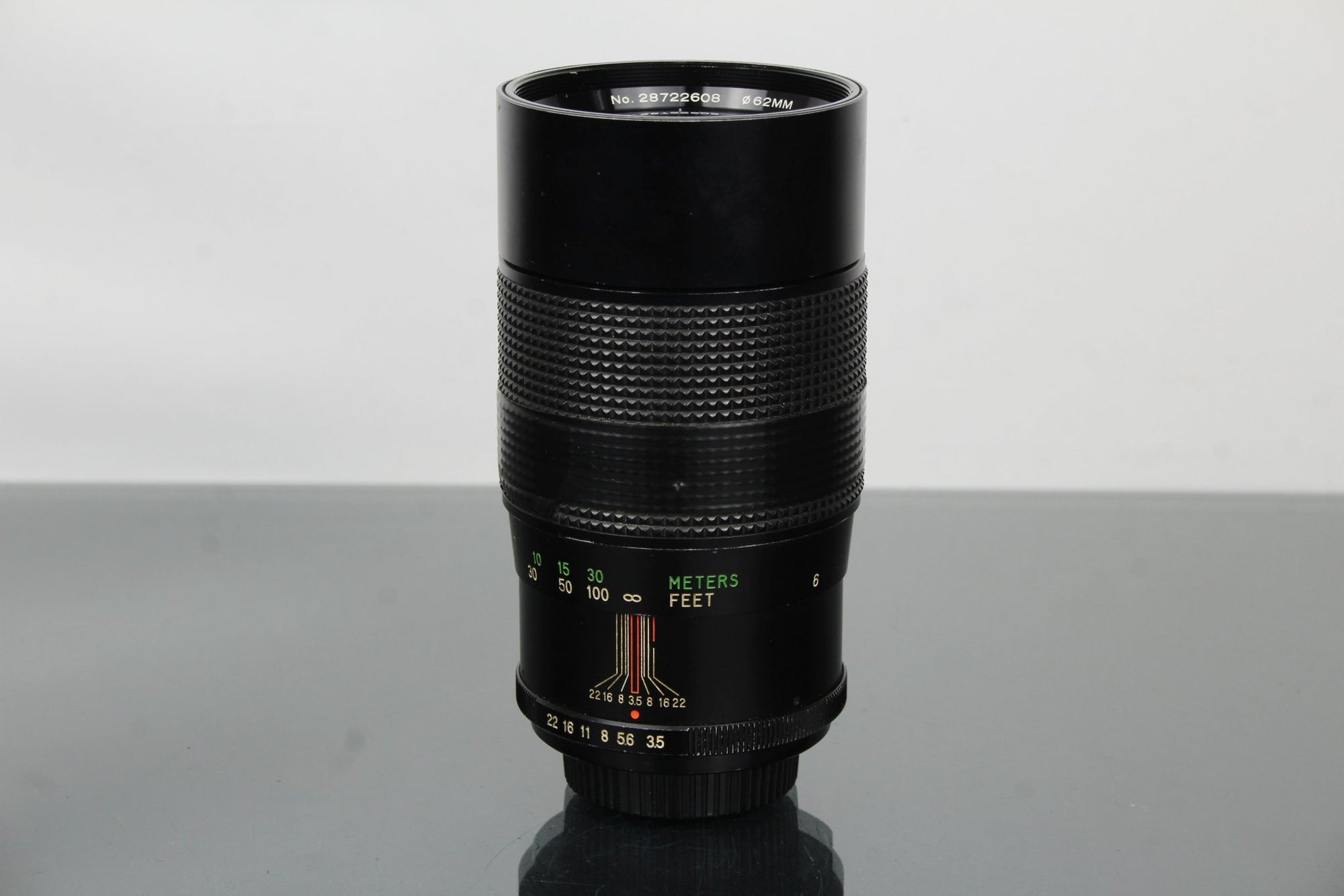 Vivitar Lens - 200mm 1:3.5 Auto telephoto M42 Mount - Dutch|Thrift
