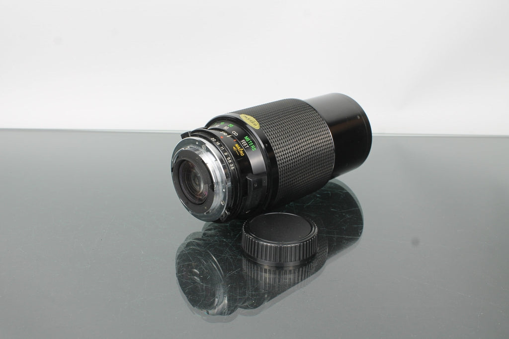 Vivitar Series 1 70 - 210mm 1:3.5 - Dutch|Thrift