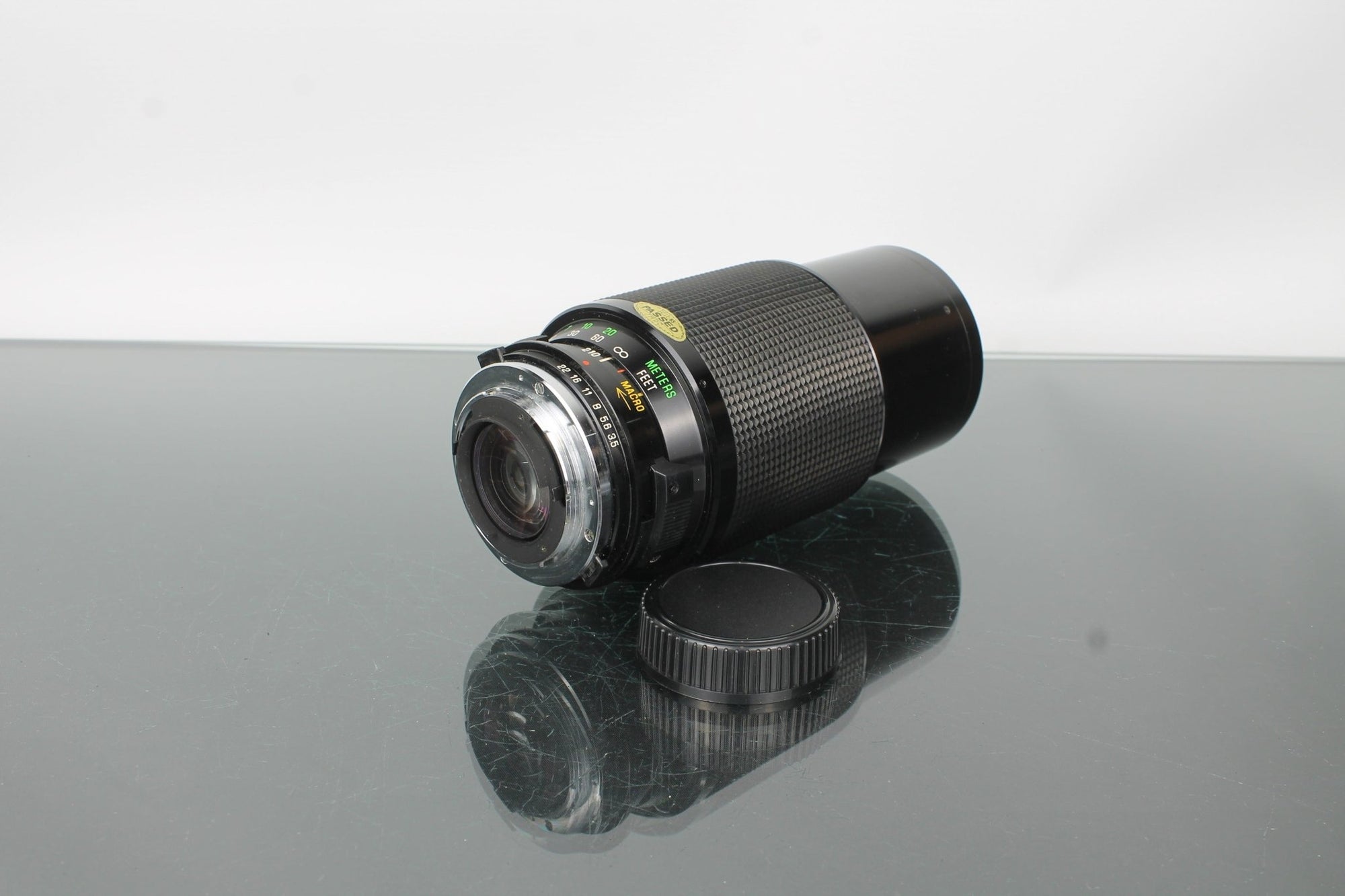 Vivitar Series 1 70 - 210mm 1:3.5 - Dutch|Thrift