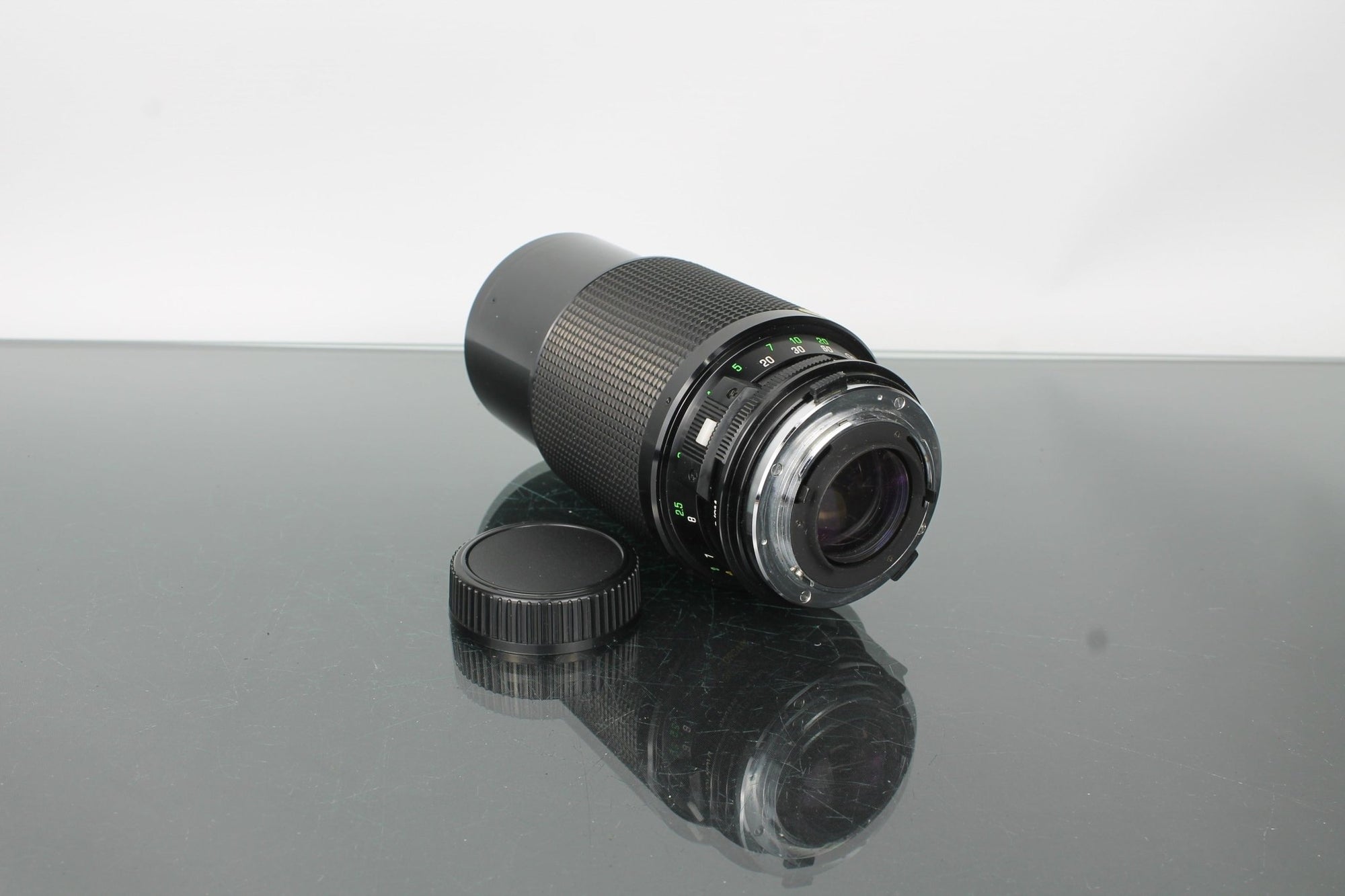 Vivitar Series 1 70 - 210mm 1:3.5 - Dutch|Thrift