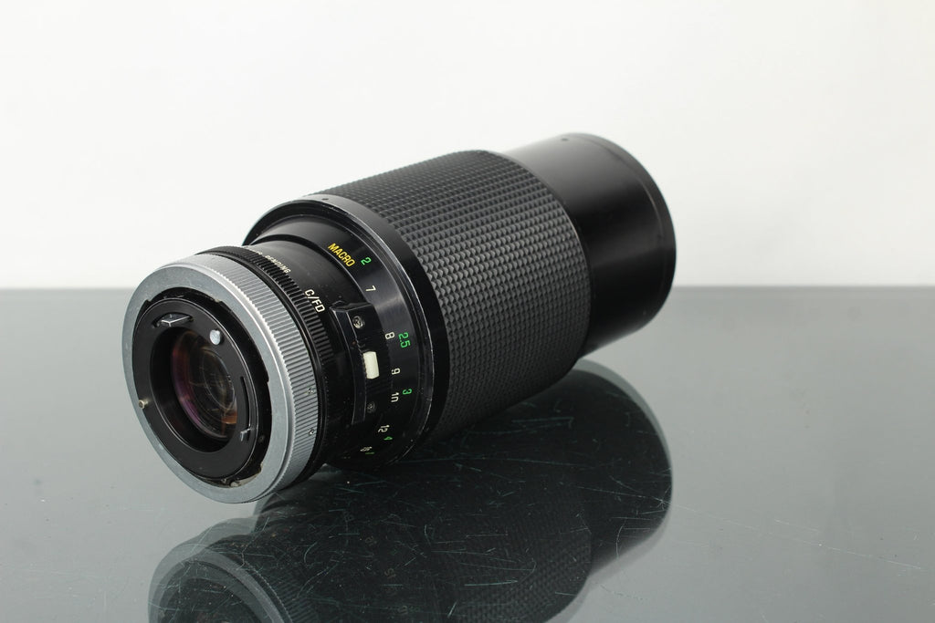 Vivitar Series 1 70 - 210mm f3.5 Canon FD Mount - Dutch|Thrift