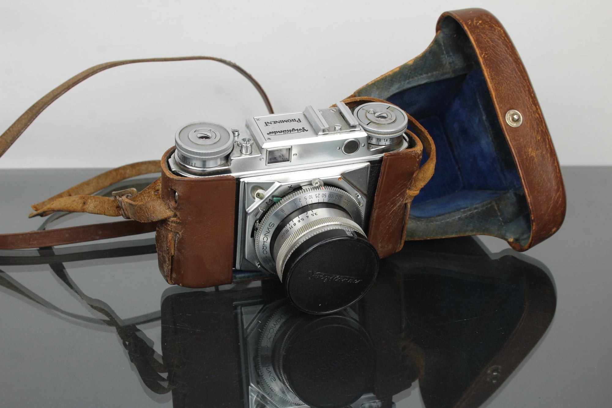Voigtlander Prominent + 50mm f/1.5 Nokton lens - Dutch|Thrift