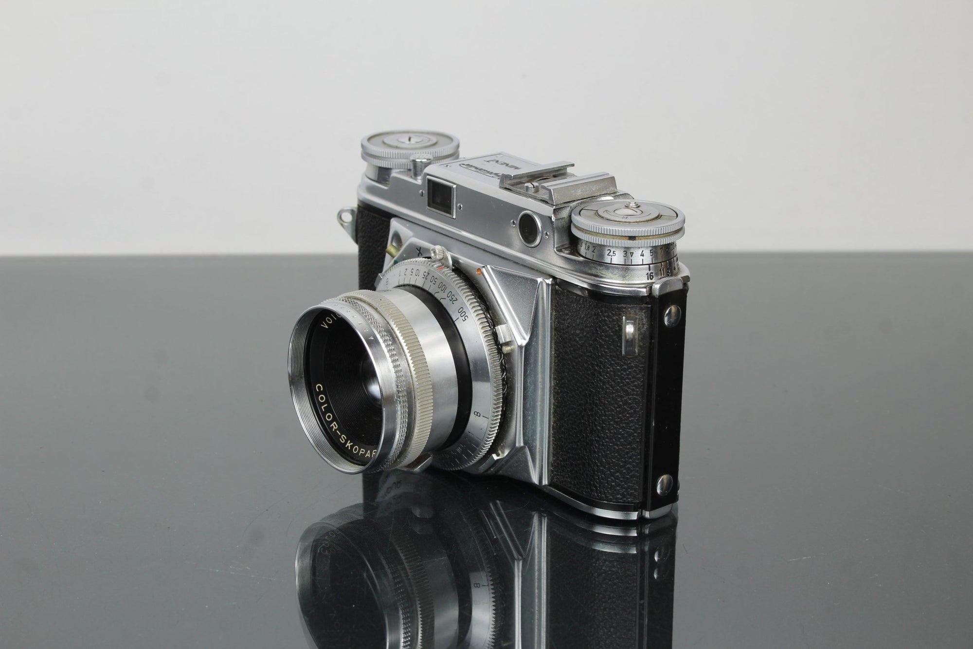Voigtlander Prominent + 50mm f/1.5 Nokton lens - Dutch|Thrift