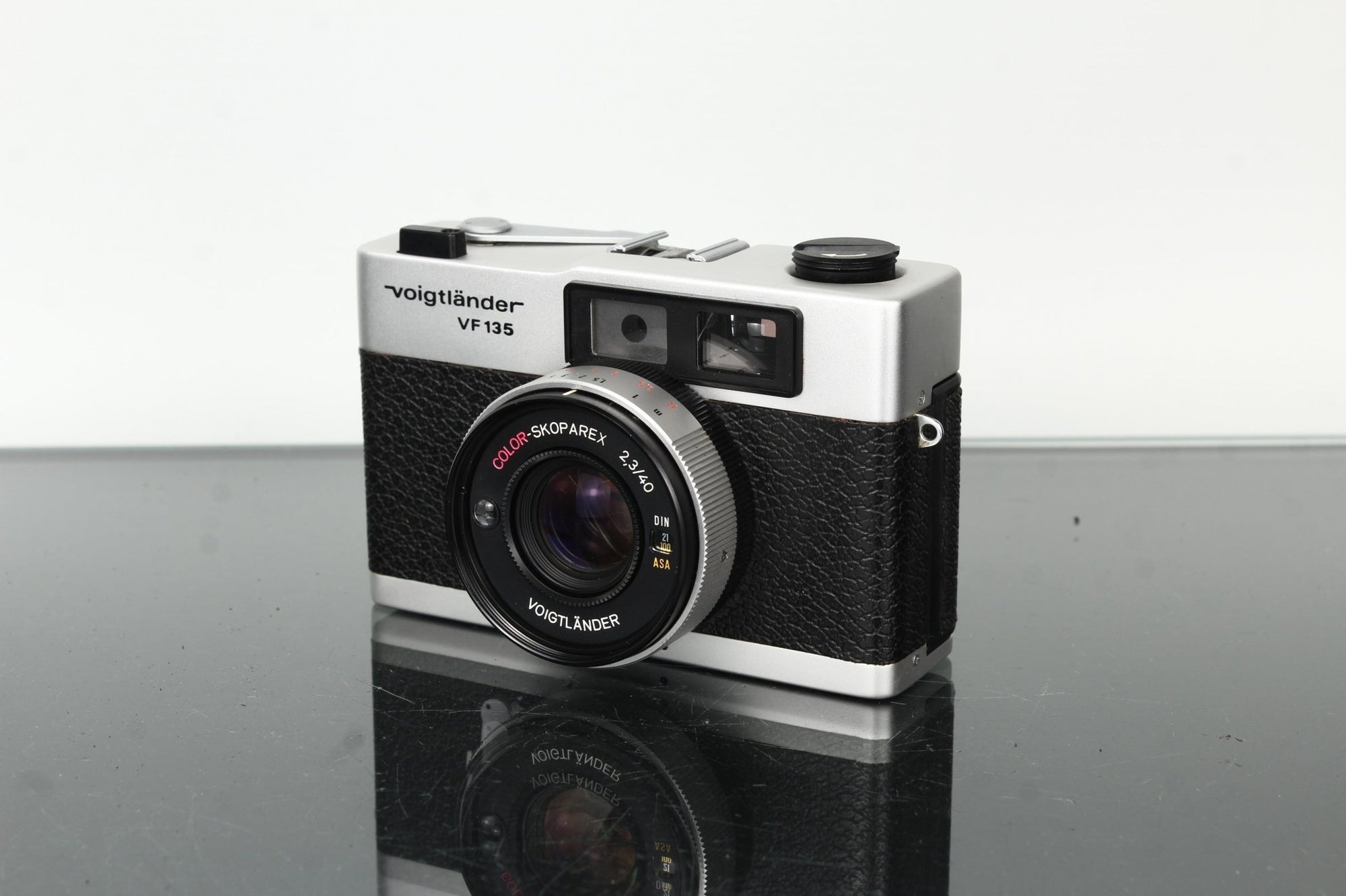 Voigtländer VF 135 - Dutch|Thrift