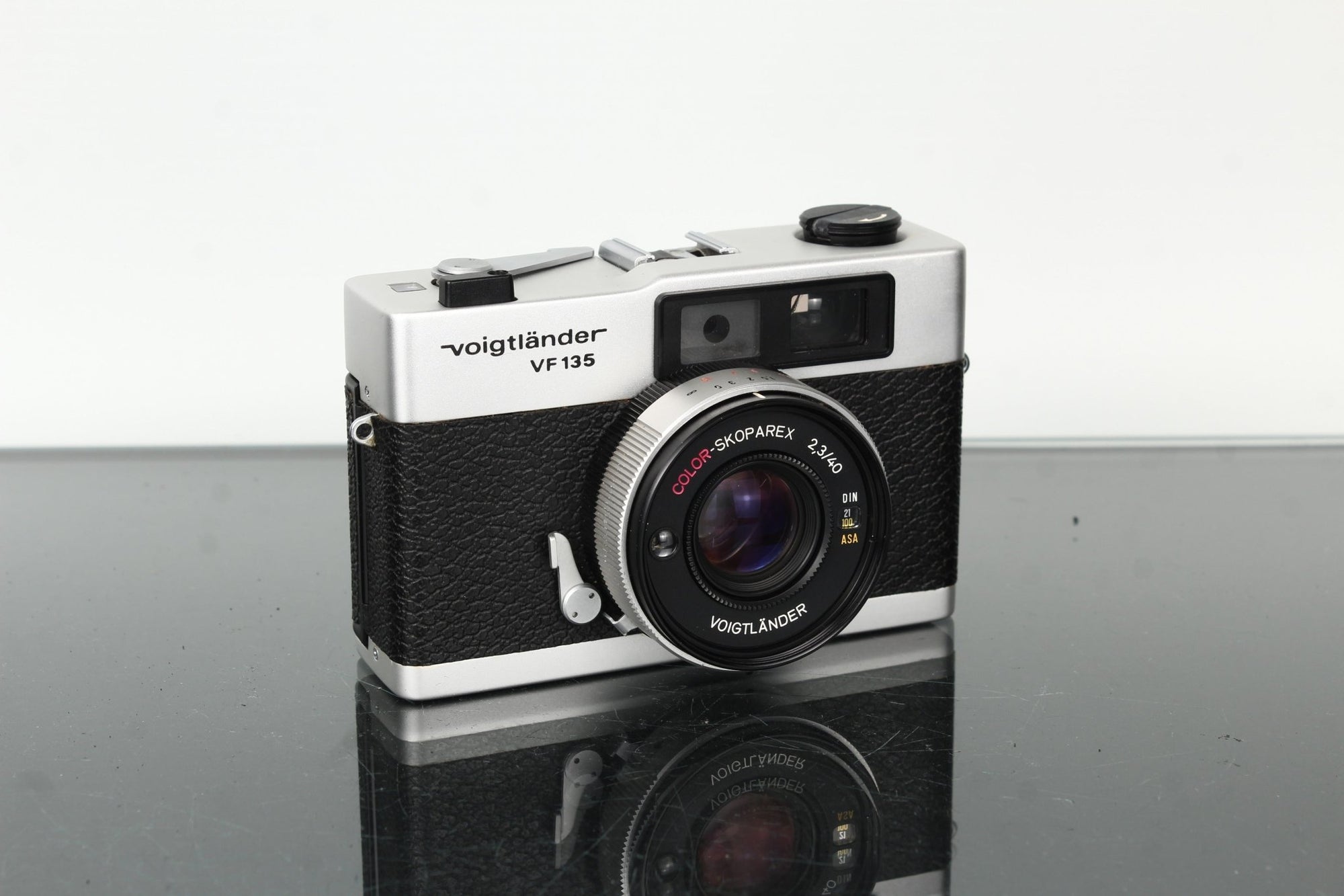 Voigtländer VF 135 - Dutch|Thrift