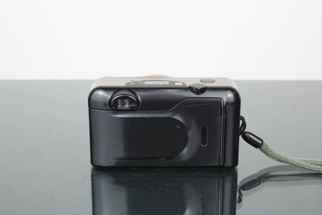 Voigtlander VITO 70C - Dutch|Thrift