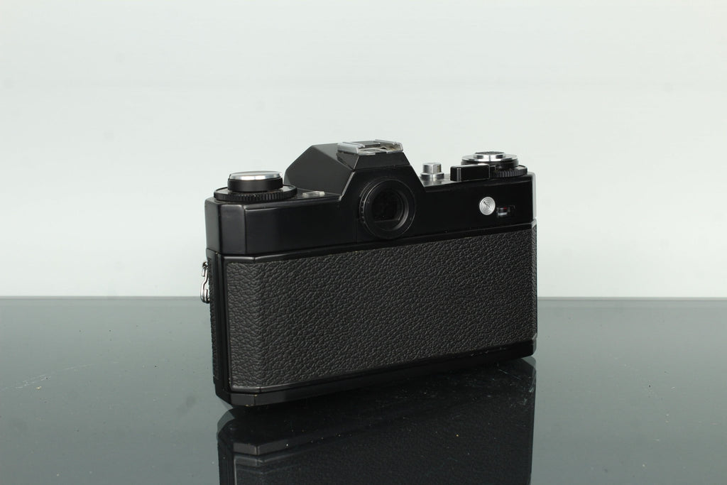 Voigtländer VSL 1 + Dynalux 135mm f/3.5 - Dutch|Thrift