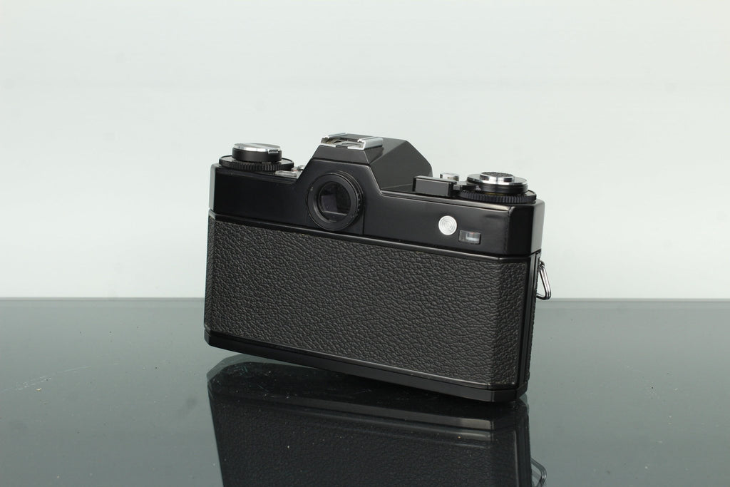 Voigtländer VSL 1 + Dynalux 135mm f/3.5 - Dutch|Thrift