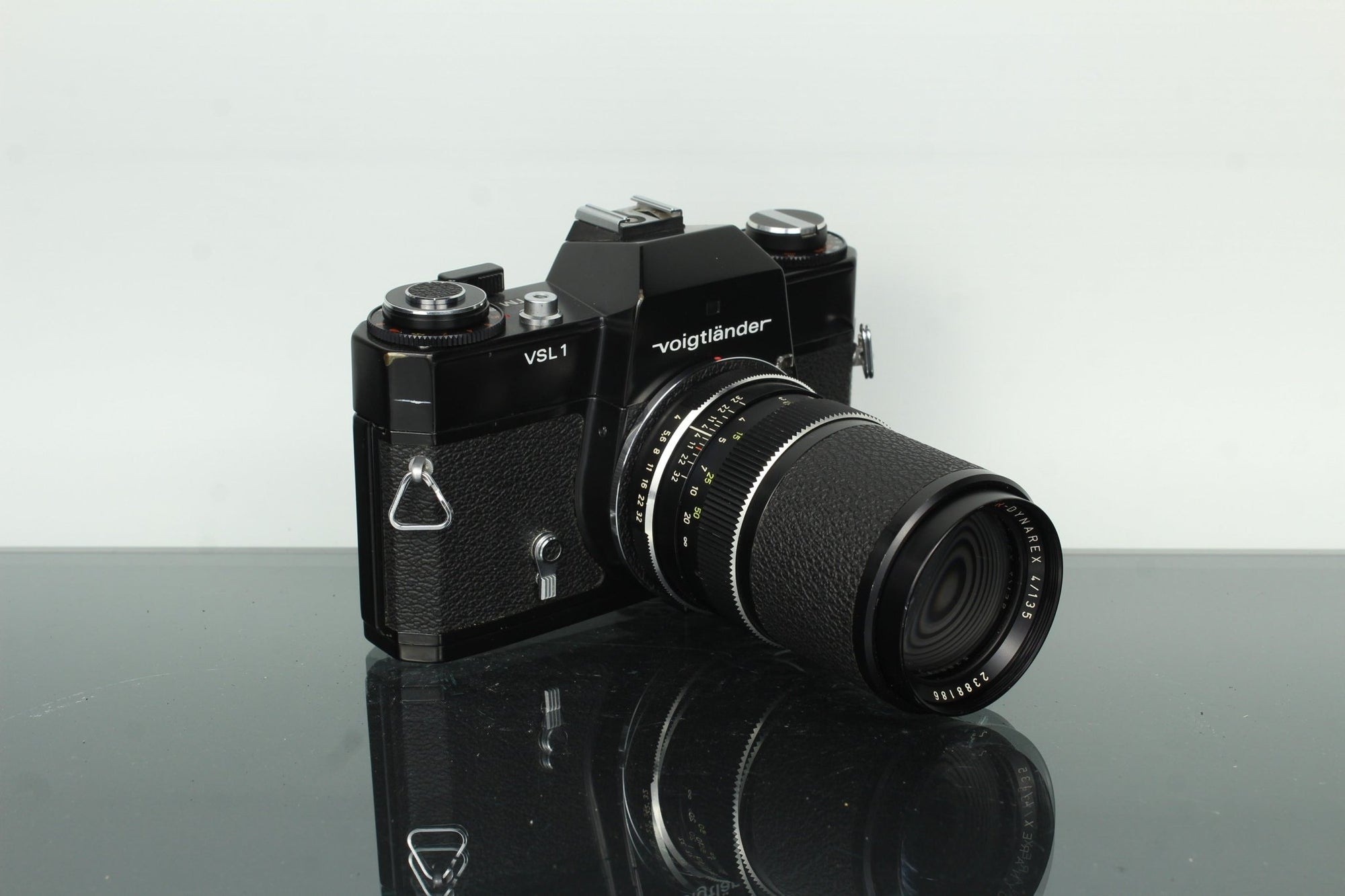 Voigtländer VSL 1 + Dynalux 135mm f/3.5 - Dutch|Thrift