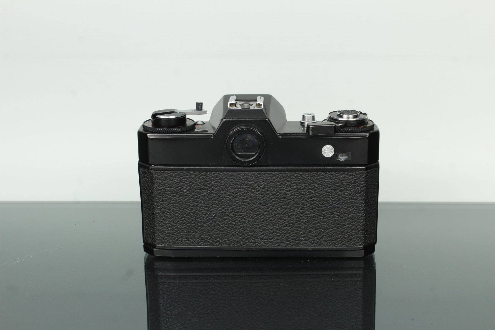 Voigtländer VSL 1 + Praktica 28mm f/2.8 - Dutch|Thrift