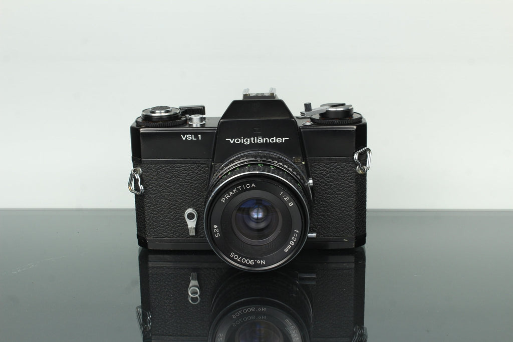 Voigtländer VSL 1 + Praktica 28mm f/2.8 - Dutch|Thrift