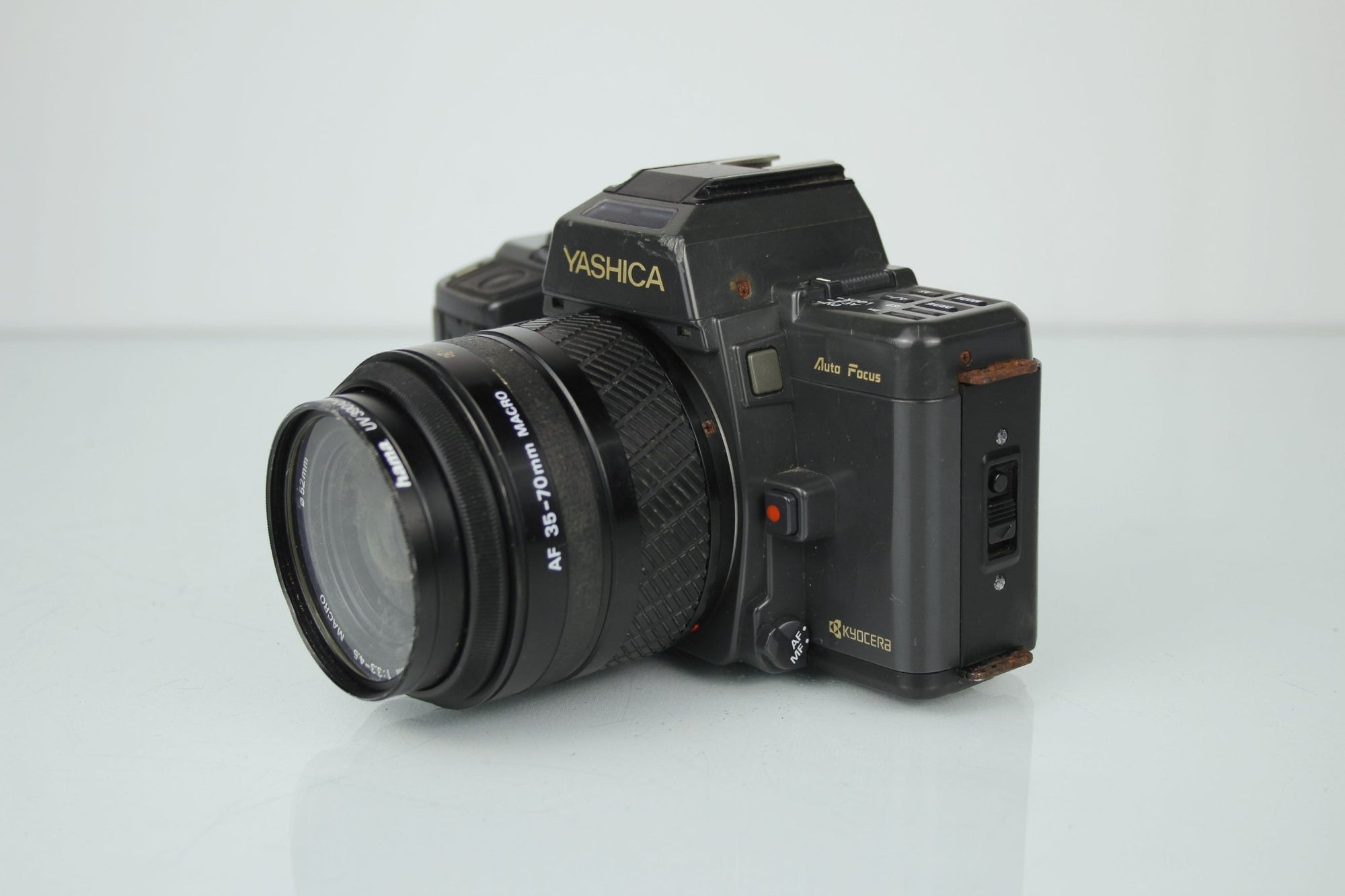 Yashica 230 AF + 35 - 70mm 1:3.3 - 4.5 - Dutch|Thrift