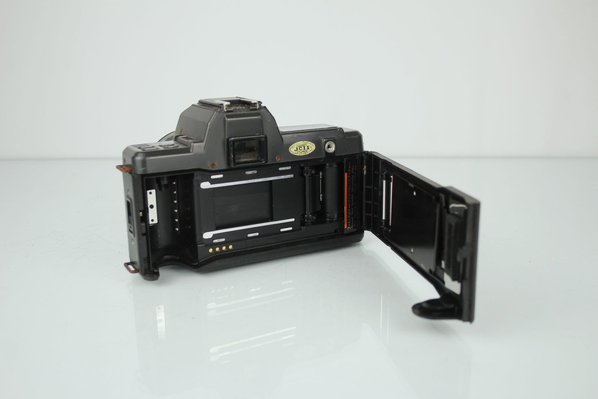 Yashica 230 AF + 35 - 70mm 1:3.3 - 4.5 - Dutch|Thrift