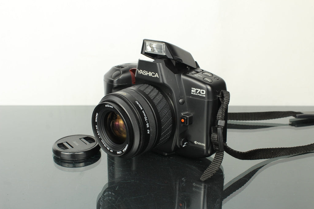 Yashica 270 + AF 35 - 70mm 1:3.3 - 4.5 lens - Dutch|Thrift