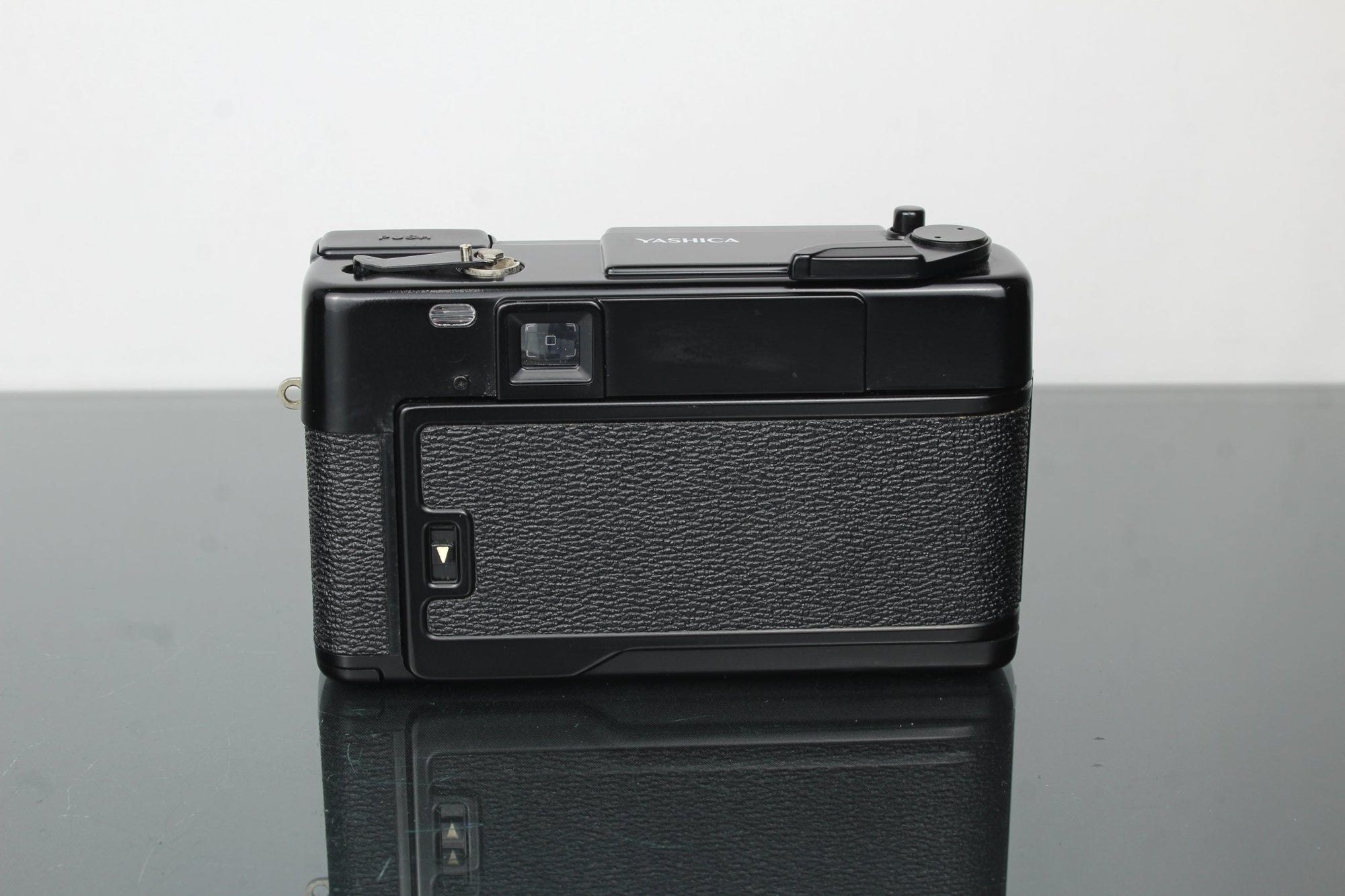 Yashica Auto Focus - Dutch|Thrift