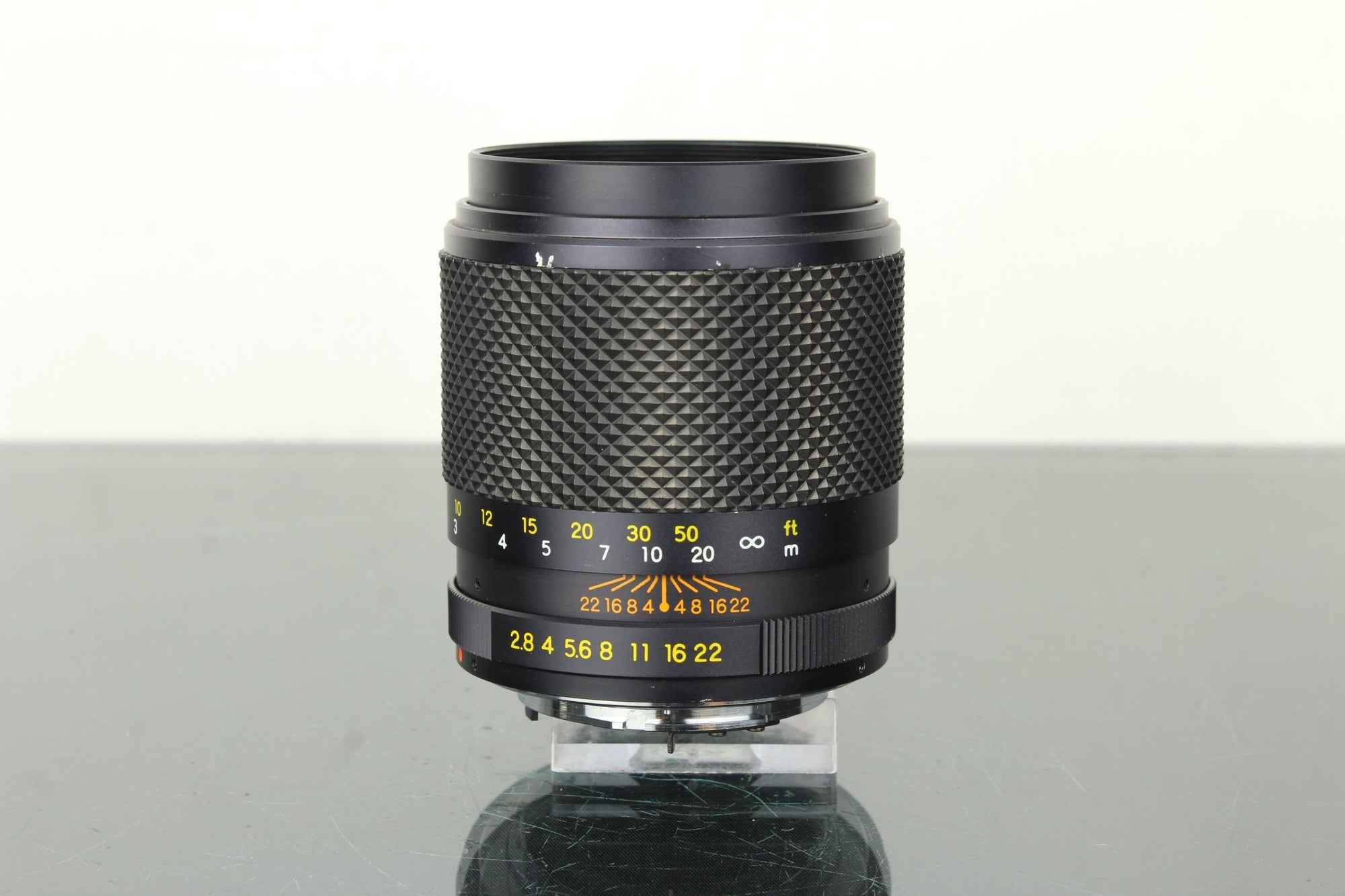 Yashica DSB 135mm 1:2.8 CY Mount - Dutch|Thrift