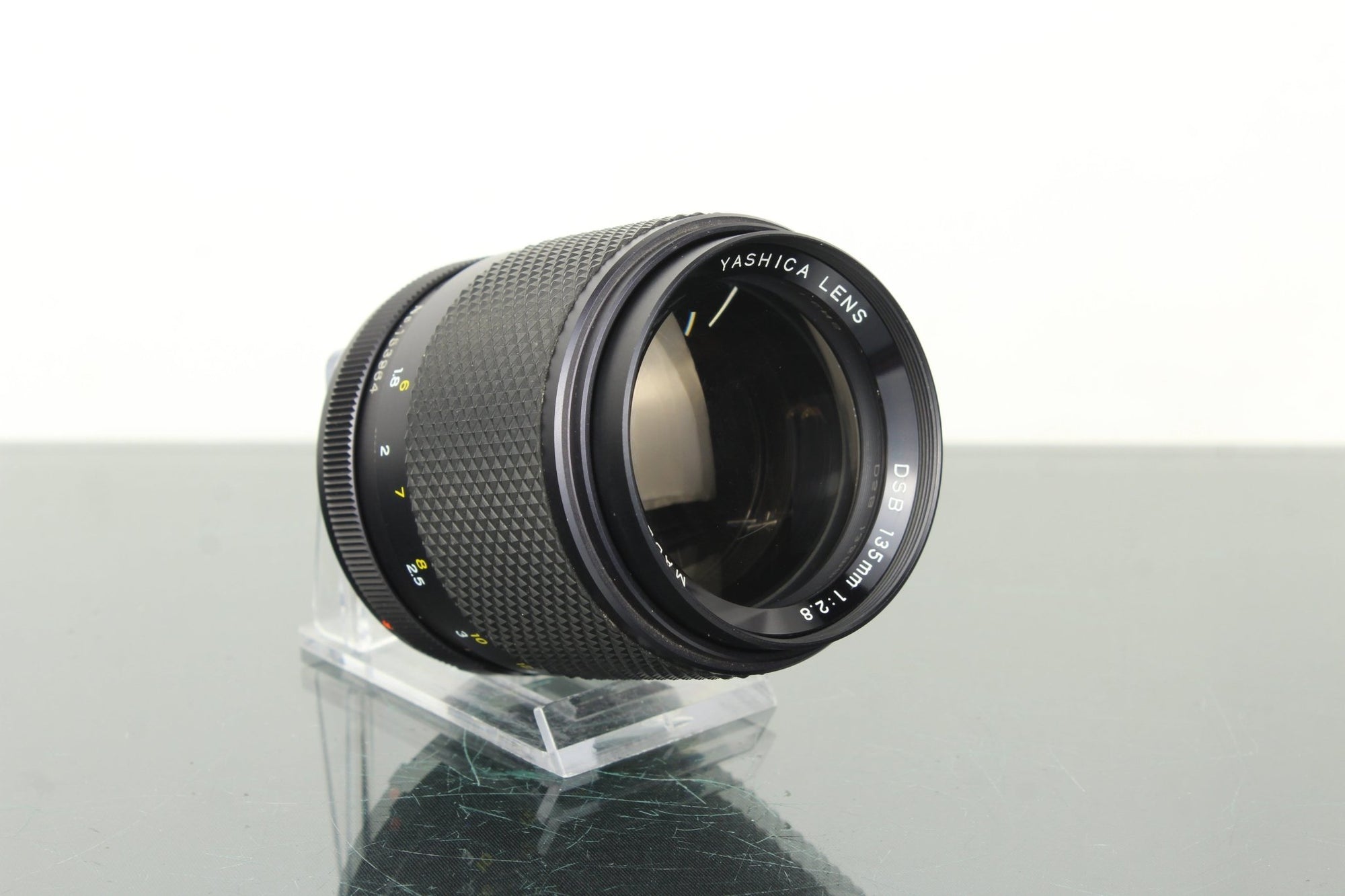 Yashica DSB 135mm 1:2.8 CY Mount - Dutch|Thrift
