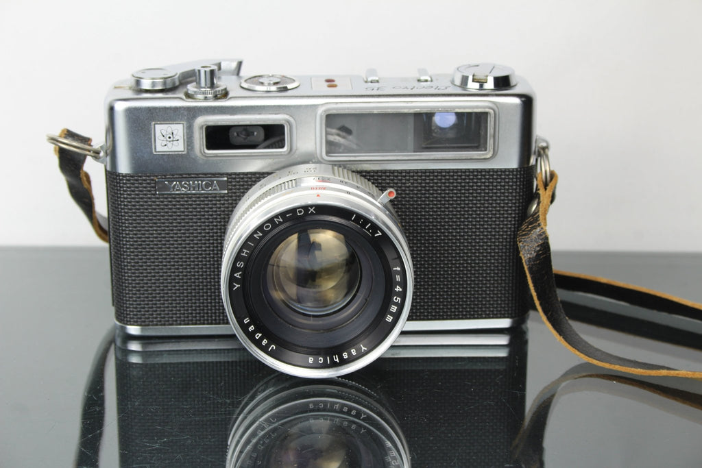 Yashica Electro 35 - Dutch|Thrift