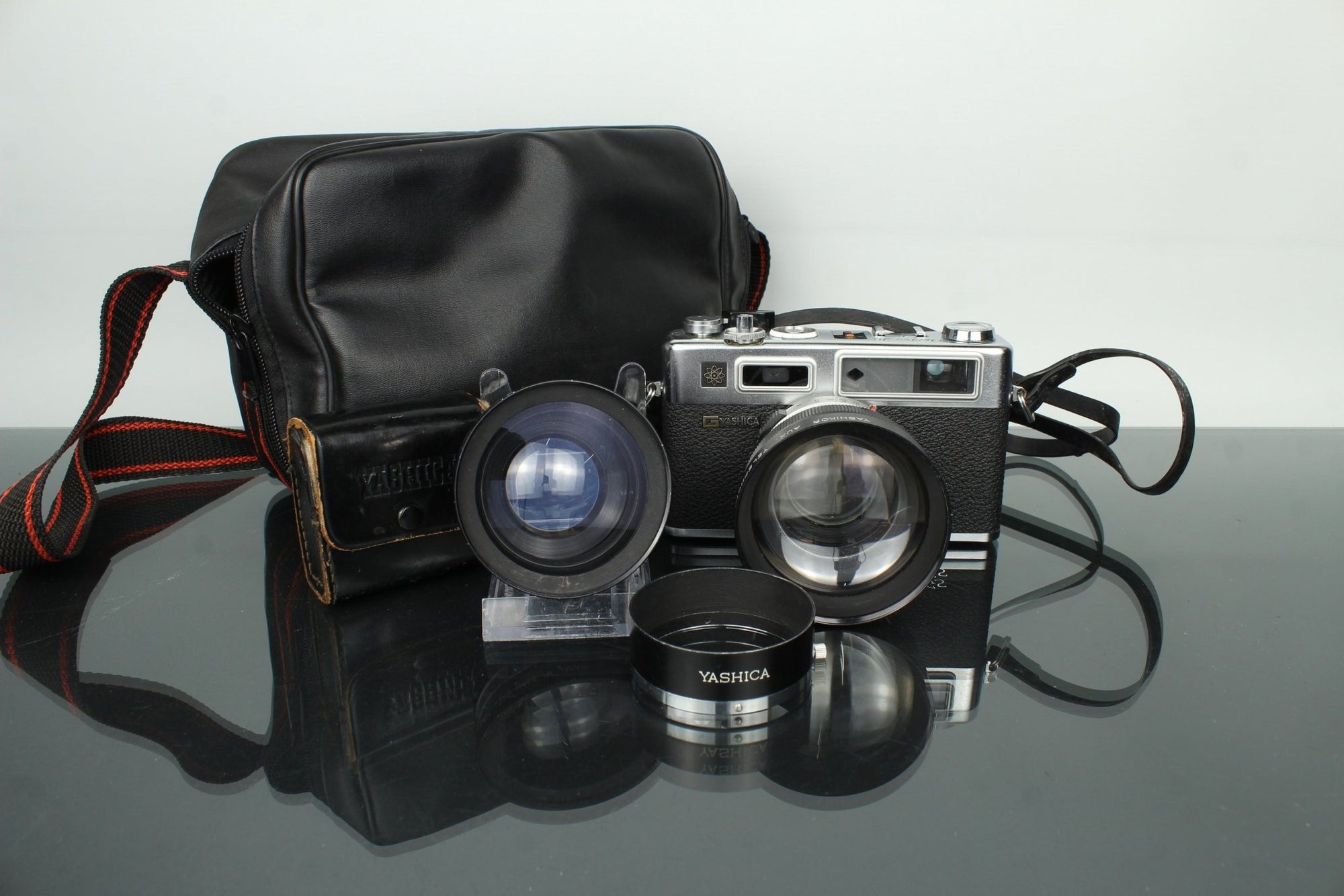 Yashica Electro 35 GS - Dutch|Thrift