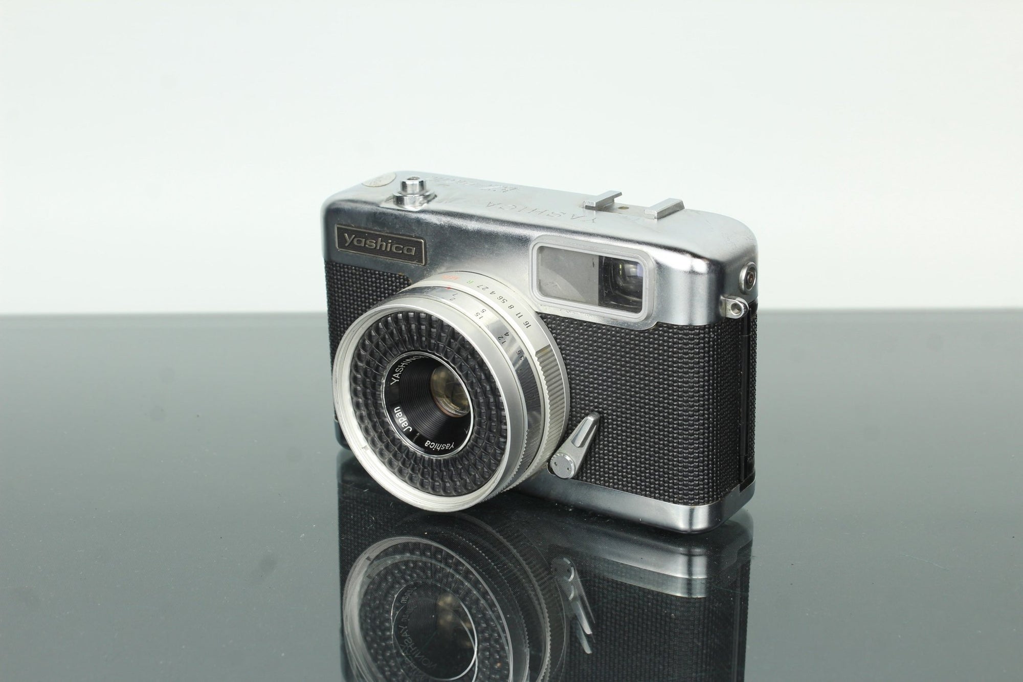 Yashica EZ - Matic 37mm f/2.7 - Dutch|Thrift