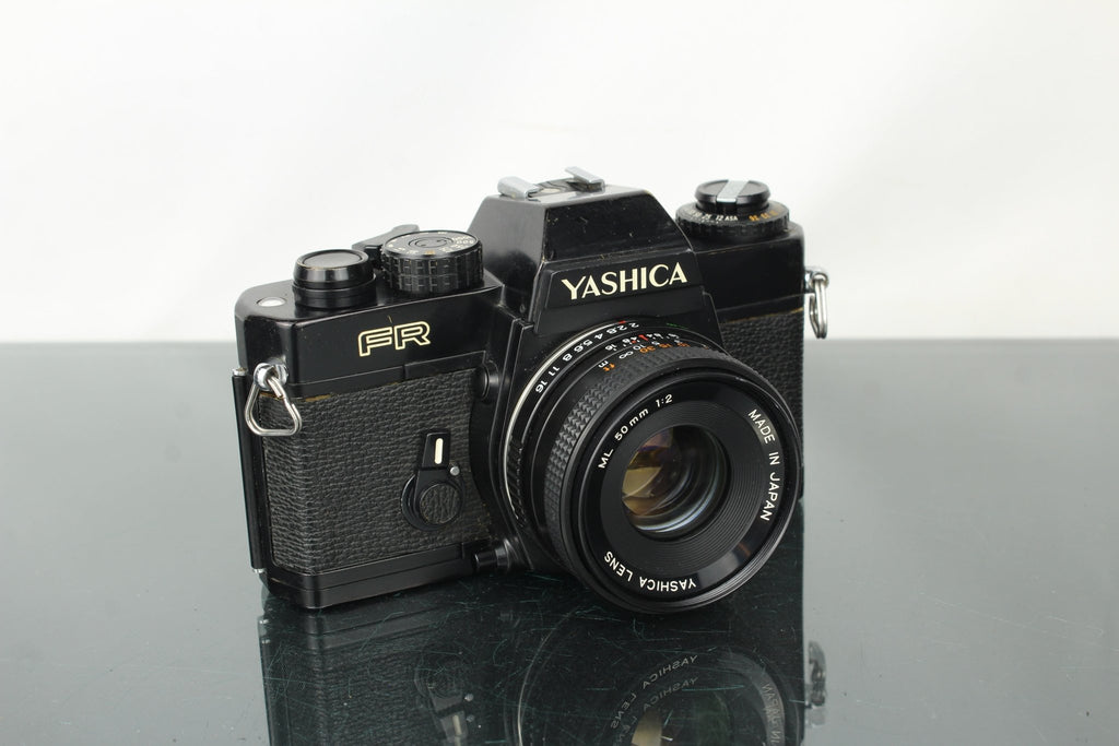Yashica FR + 50mm 1:2 Yashica ML lens - Dutch|Thrift