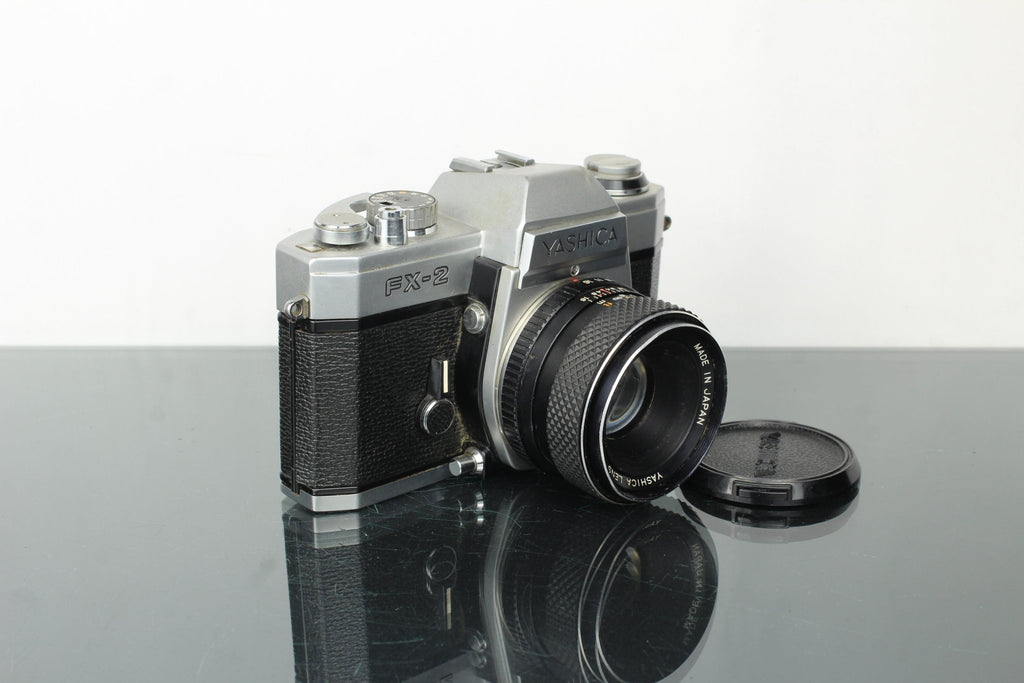 Yashica FX - 2 + 50mm 1.9 Yashica DSB lens - Dutch|Thrift