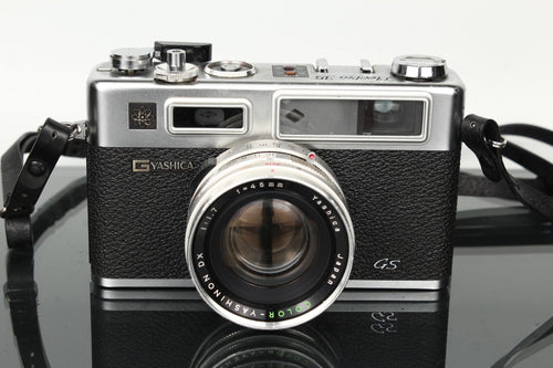 Yashica G Electro 35 + Color - Yashinon DX 45mm f/1.7 - Dutch|Thrift