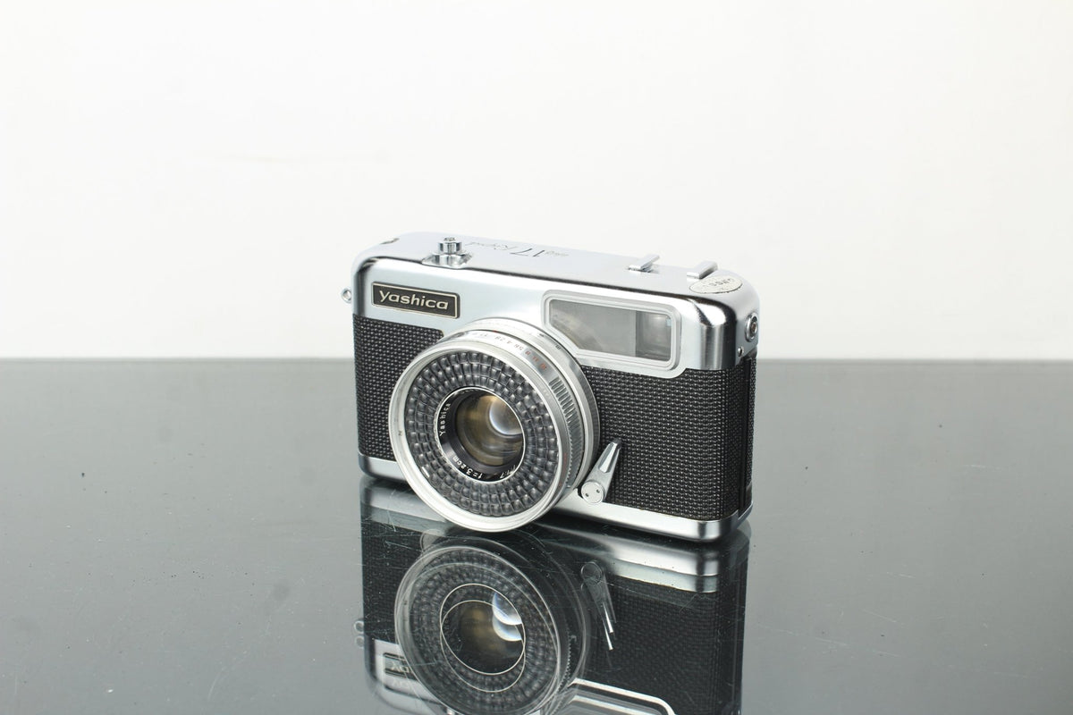 Yashica Half 17 Rapid - Dutch|Thrift