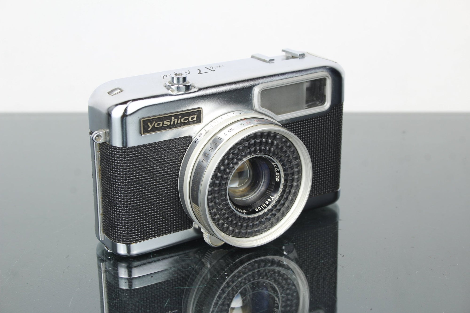 Yashica Half 17 Rapid - Dutch|Thrift