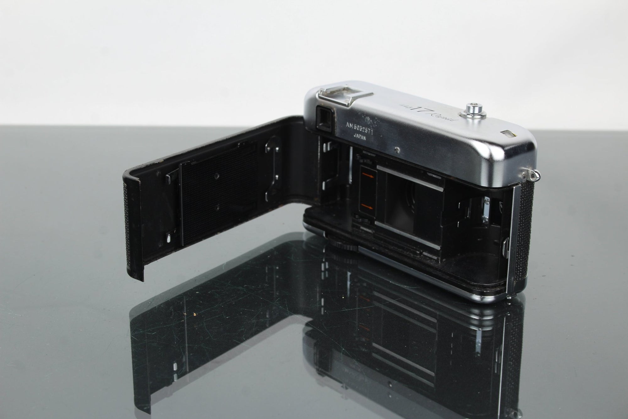 Yashica Half17 Rapid - Dutch|Thrift