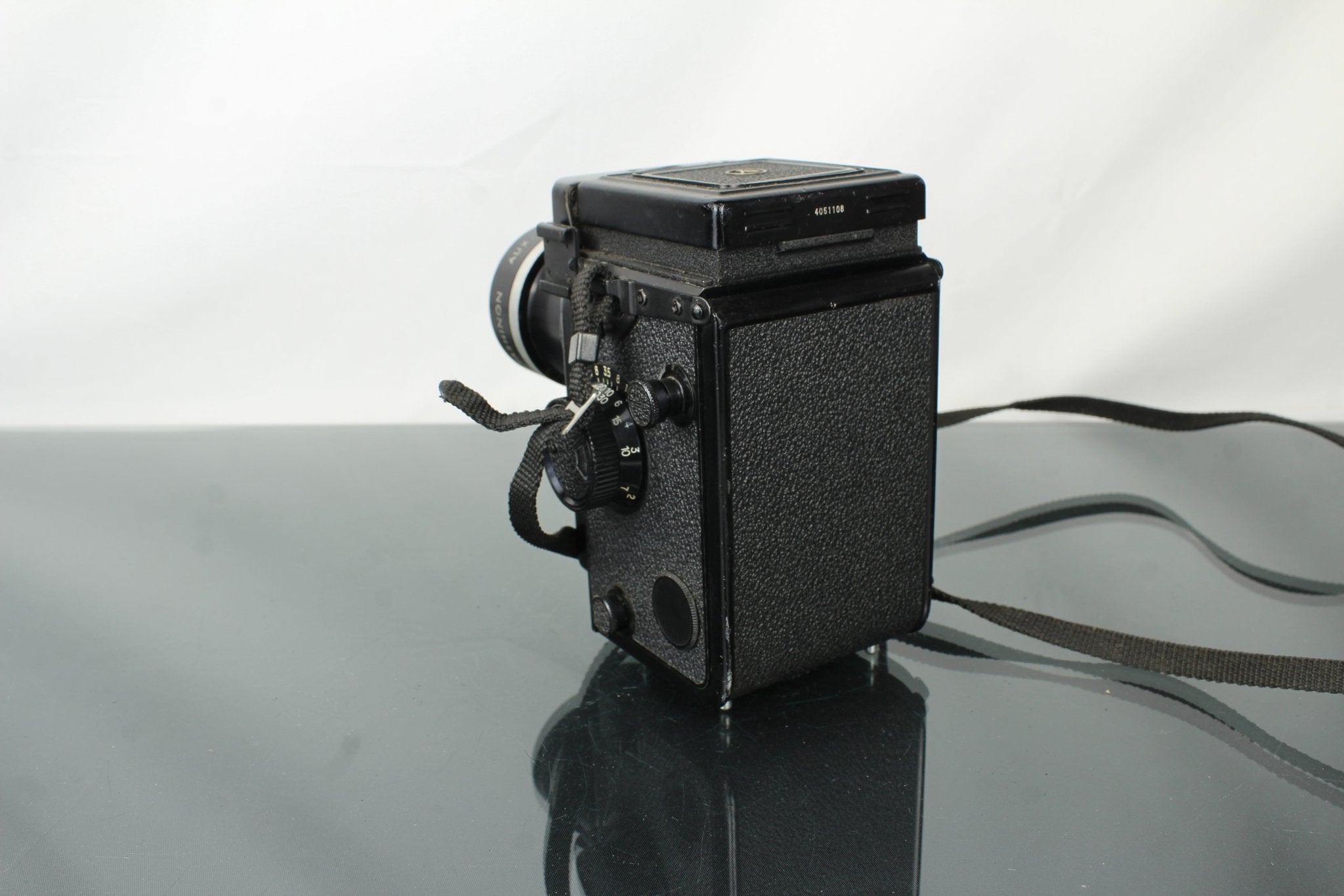 ジャンク品のYASHICA Mat-124 G Câmera Yashica Mat 124 G Tlr (analógica). | MercadoLivre